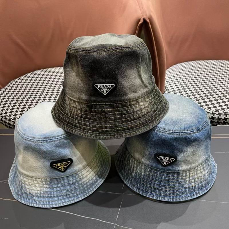Prada hat 060104